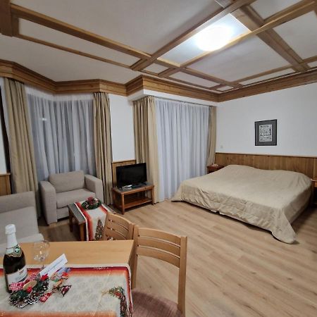Pirin Golf Private Apartments & Studios Razlog Extérieur photo